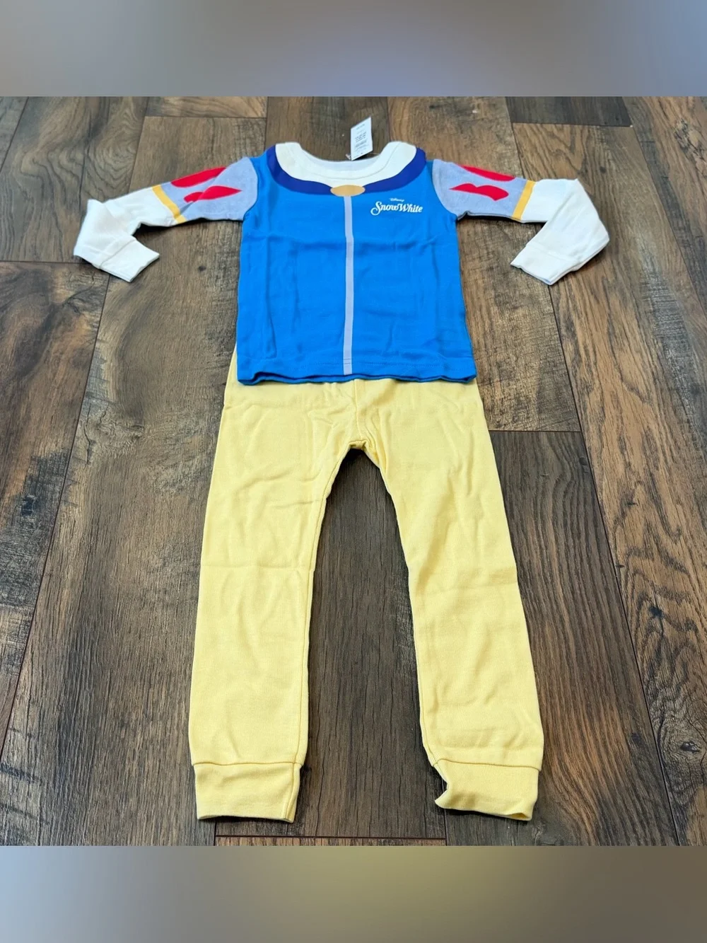 babyGap × Disney Princess Snow White Girls Size 3T, 2 Piece Pajama Set, NEW